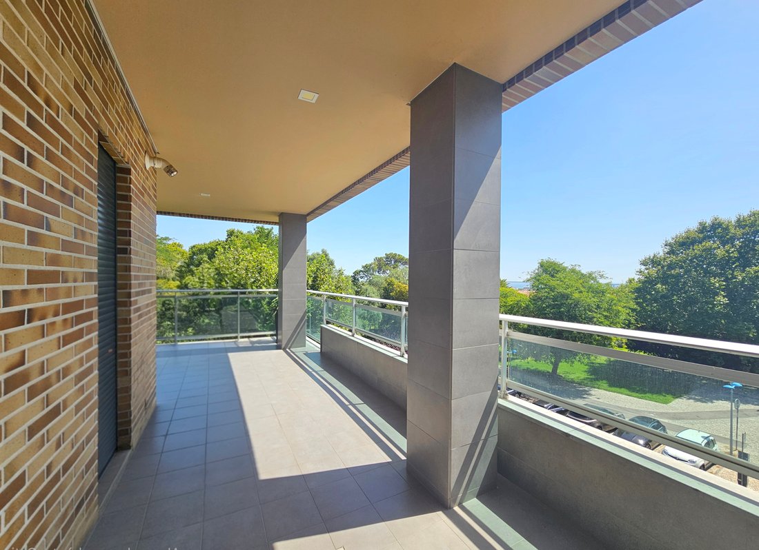 Apartment in Moscavide e Portela, Lisbon, Portugal 3 - 19058611