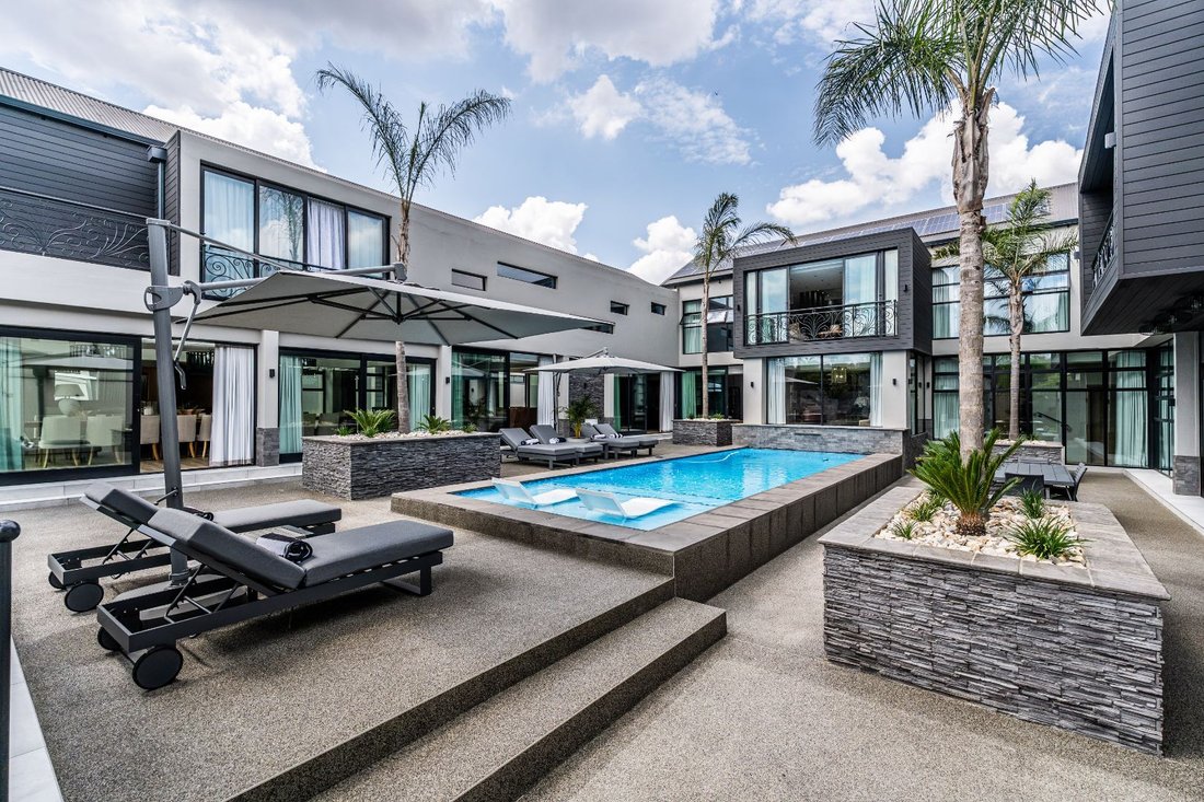 Haus in Midstream Estate, Olifantsfontein 410-JR, Gauteng 1 - 19058634