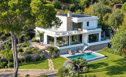 Villa in La Motte, Provence-Alpes-Côte d'Azur, France 1
