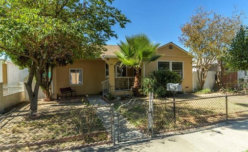House in Santa Fe Springs, California, United States 1