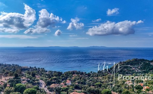Villa a Rayol-Canadel-sur-Mer, Provenza-Alpi-Costa Azzurra, Francia 1
