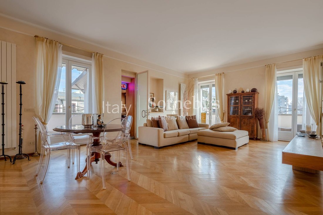 Apartment in Garibaldi - Porta Venezia, Milan, Lombardy 2 - 19058208