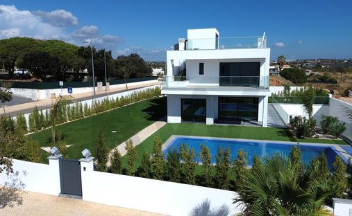 Residenza a Alcantarilha, Algarve, Portogallo 1