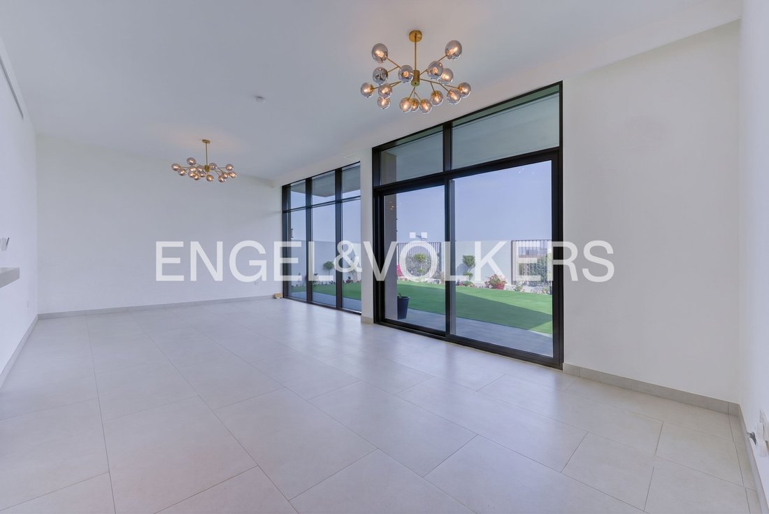 Villa in Jebel Ali Village, Dubai, United Arab Emirates 4 - 19057901