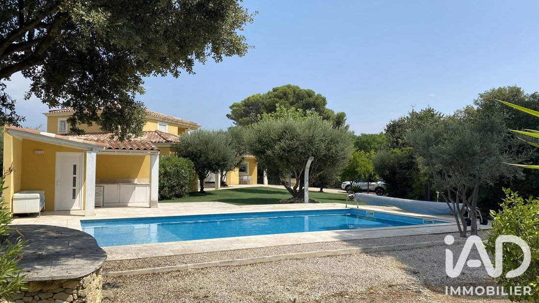 Casa a Cornillon-Confoux, Provenza-Alpi-Costa Azzurra, Francia 1 - 19058798
