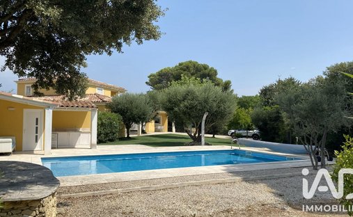 Casa a Cornillon-Confoux, Provenza-Alpi-Costa Azzurra, Francia 1