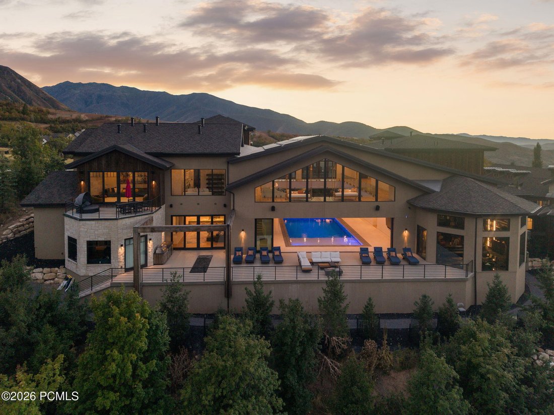 House in Woodland Hills, Utah, United States 2 - 19057875