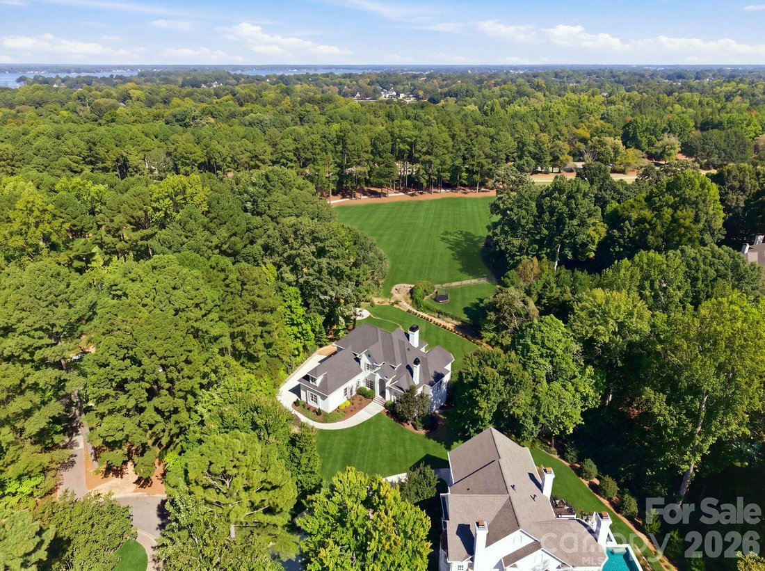 Casa en Cornelius, Carolina del Norte, Estados Unidos 3 - 19058034