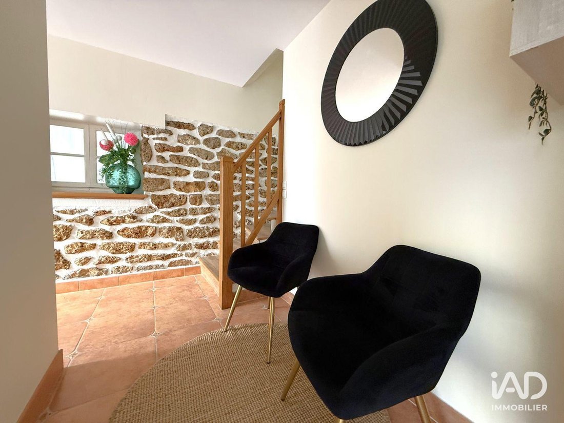 Centre, Brunoy, France 4 - 19050436