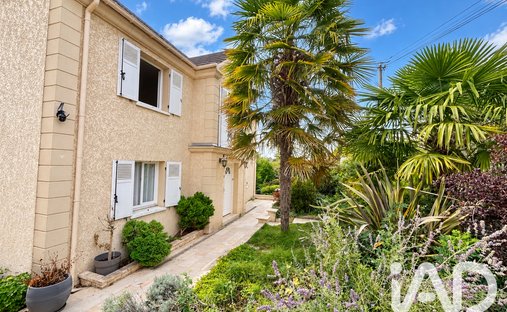 House in Villevaude, Ile-de-France, France 1