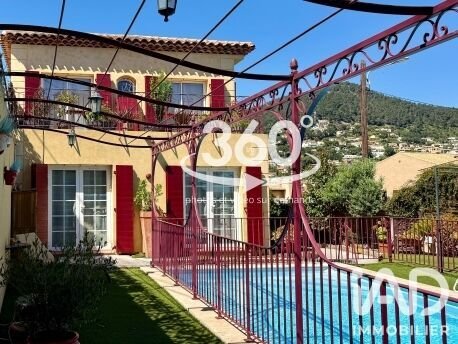 House in Centre Ville, Carqueiranne, France 1 - 18806324