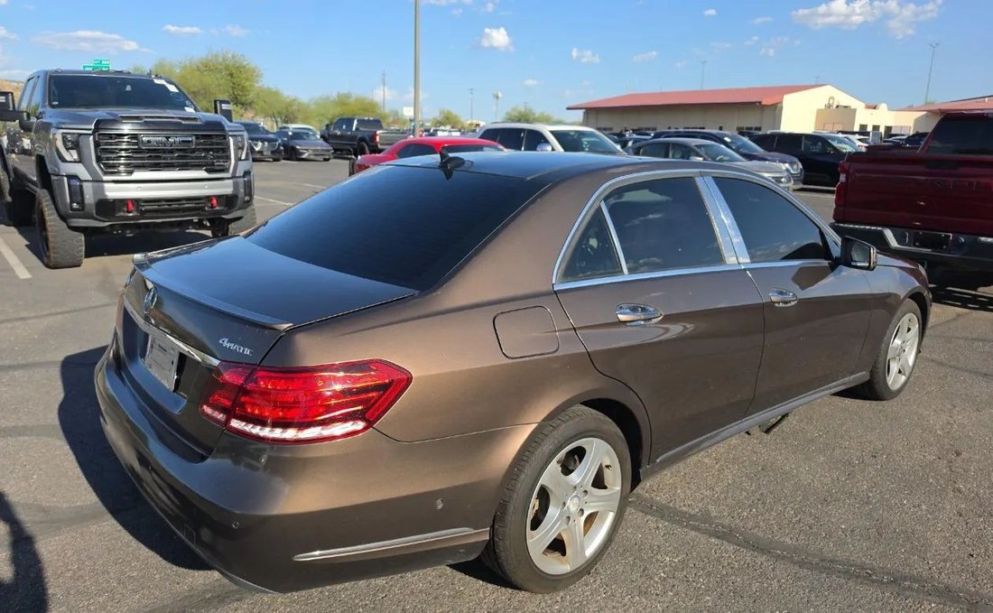 Sedan in Tucson, AZ, United States 4 - 19058400