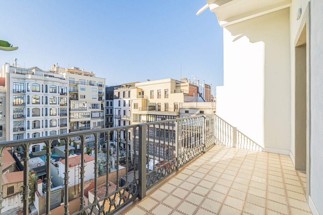 Apartment in Eixample, Barcelona, Spain 4 - 19058233