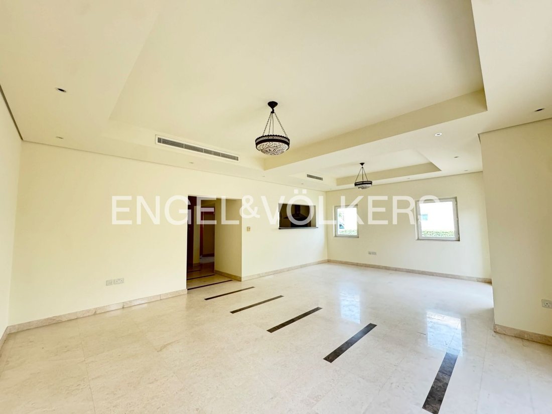 Townhouse in Al Furjan, Dubai, United Arab Emirates 2 - 19057911