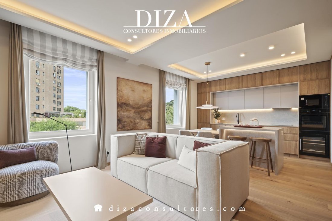 Appartamento a Retiro, Madrid, Spagna 1 - 19057677