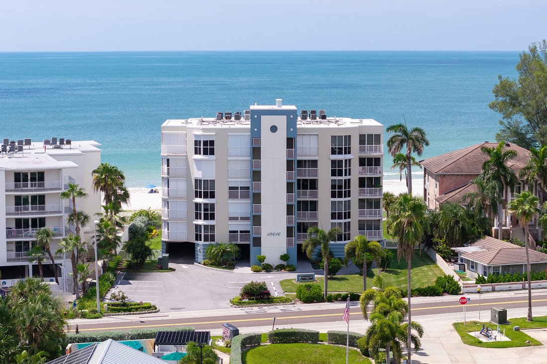 Condo in Indian Shores, Florida, United States 1 - 19057790