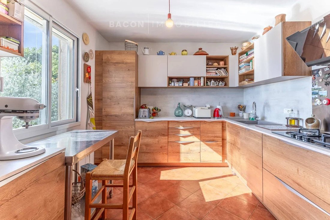 Finca en Viens, Provenza-Alpes-Costa Azul, Francia 5 - 19047027