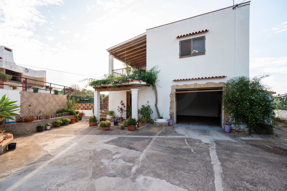 Farm Ranch in Sant Antoni de Portmany, Balearic Islands, Spain 2 - 19058059
