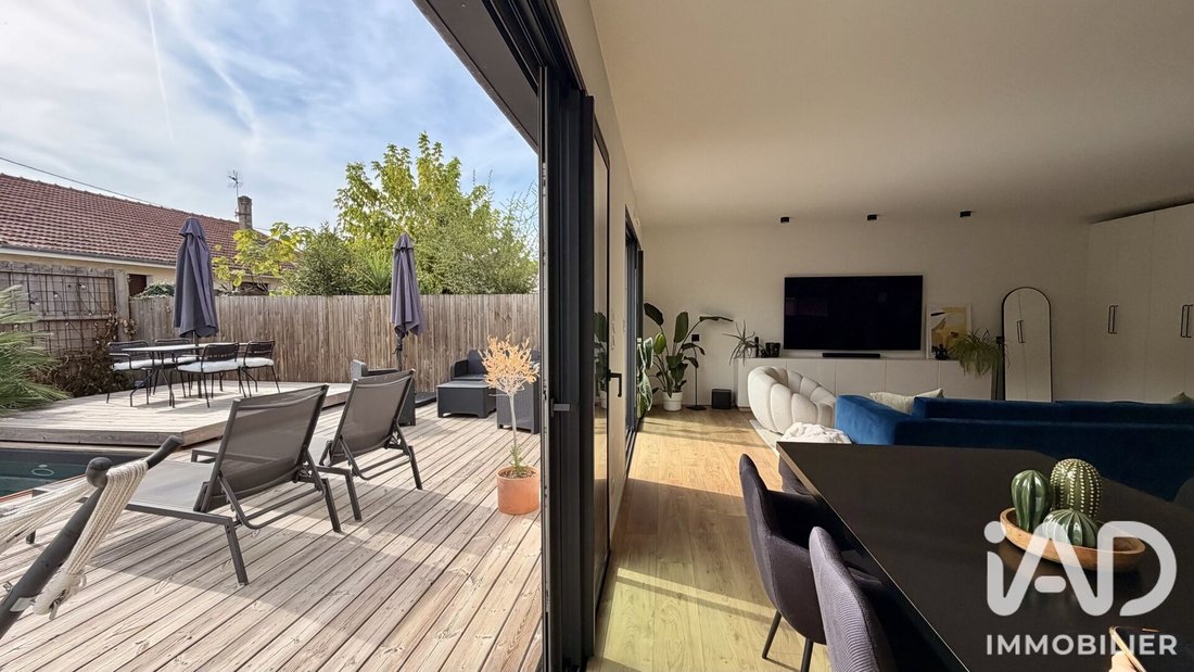 House in Villenave-d'Ornon, Nouvelle-Aquitaine, France 4 - 19058807