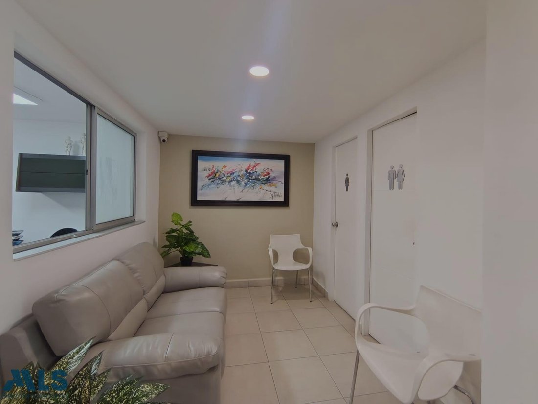 Casa en Medellín, Antioquia, Colombia 3 - 19057672