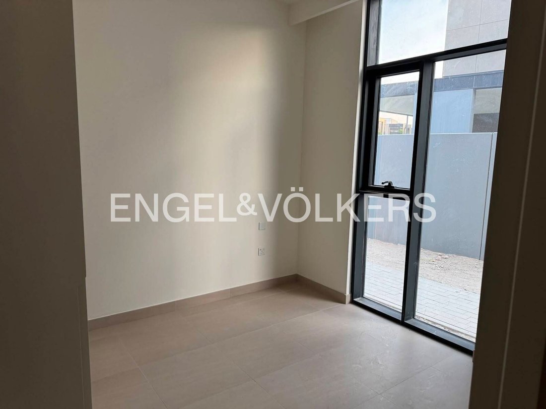 Villa in Al Hebiah Dritte, Al Hebiah, Dubai 4 - 19057980