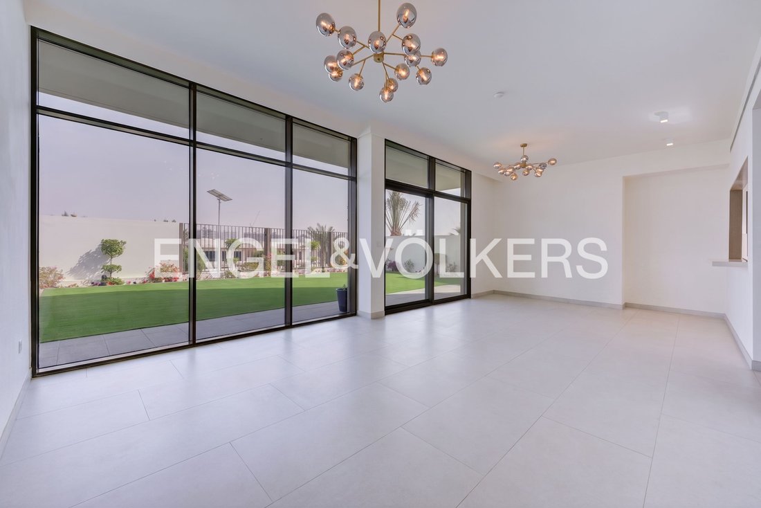 Villa in Jebel Ali Village, Dubai, United Arab Emirates 3 - 19057901