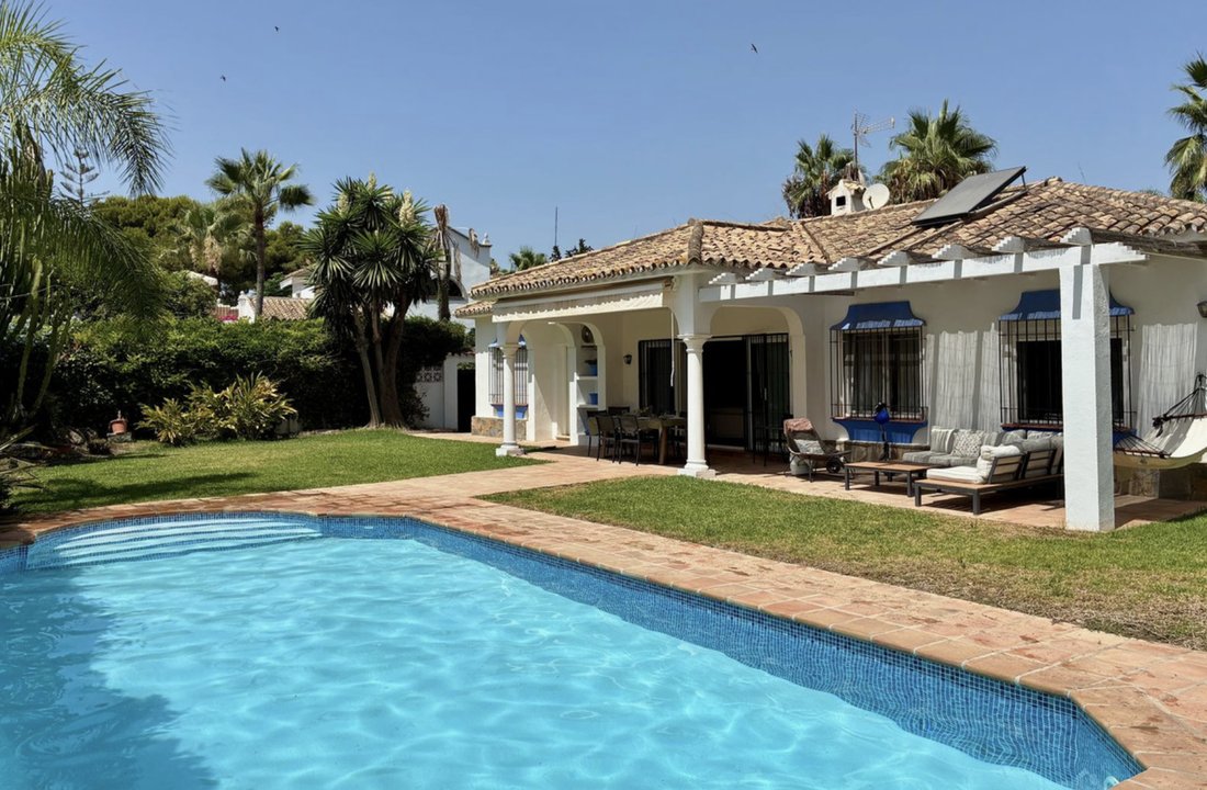 Villa in Estepona, Andalusia, Spain 1 - 19058562