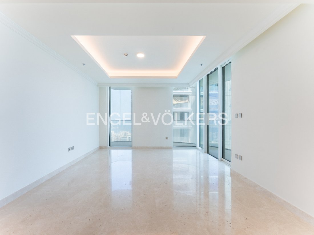 Apartment in Dubai Harbour, Dubai, United Arab Emirates 1 - 19057630
