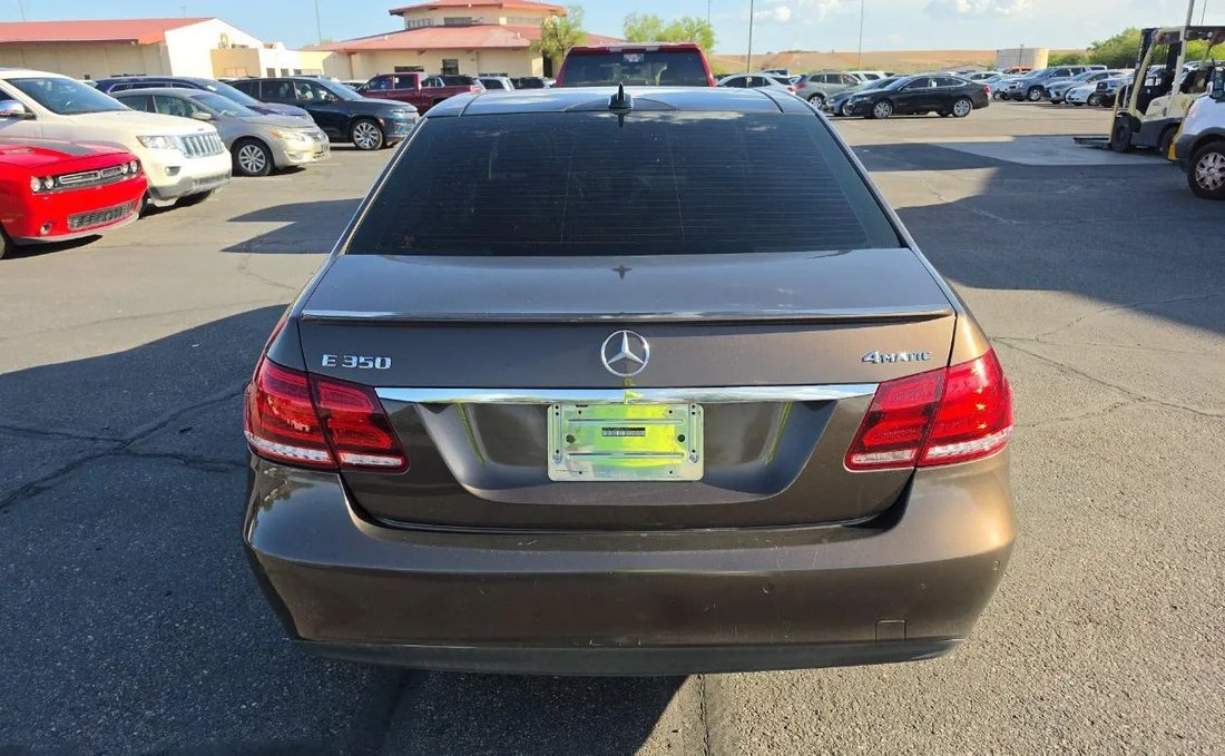 Sedan in Tucson, AZ, United States 5 - 19058400