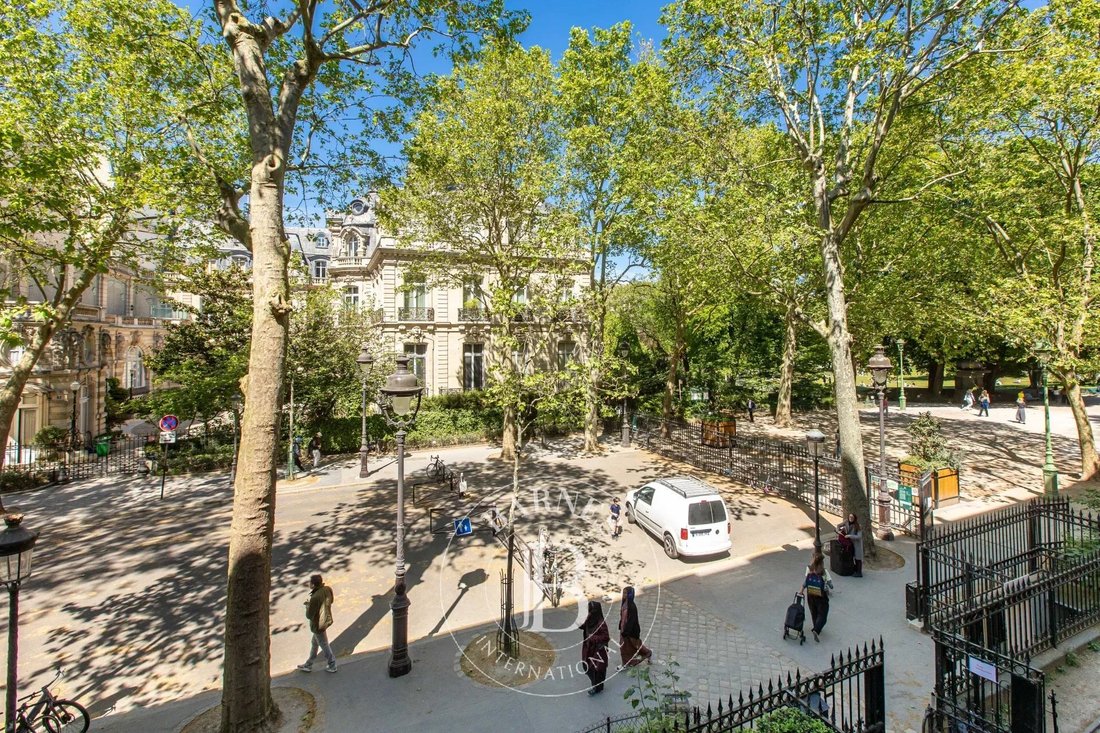 Apartment in Parc Monceau, Paris 8e Arrondissement, Paris 4 - 19057740
