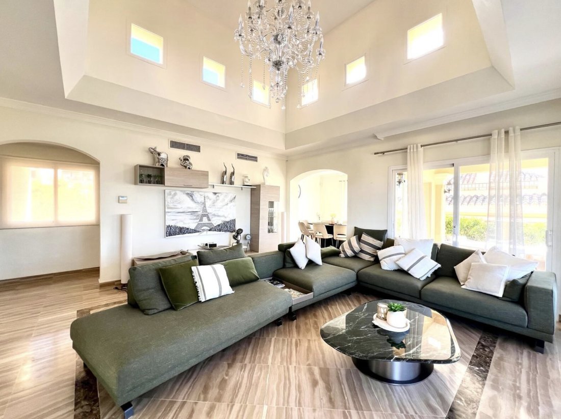 Penthouse in Marbella, Andalusia, Spain 3 - 19058583