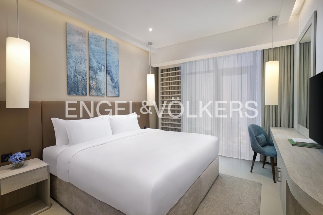 Palm Jumeirah, Dubai, United Arab Emirates 3 - 19057516