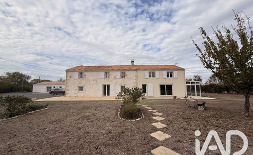 Casa en Loire-les-Marais, Nueva Aquitania, Francia 1