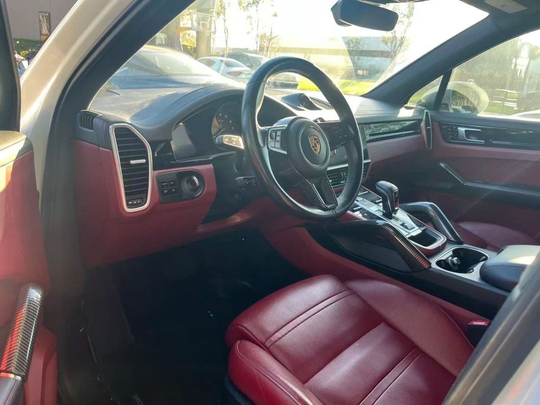 Suv in Costa Mesa, CA, United States 3 - 19058354
