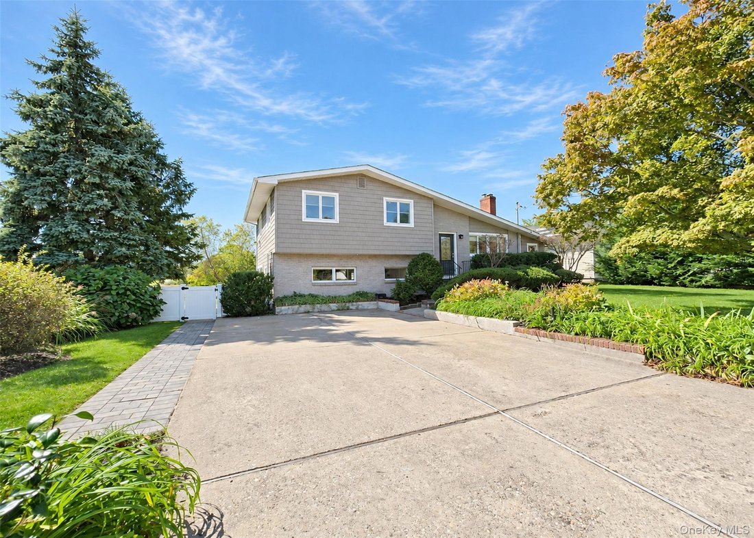Casa a East Patchogue, New York, Stati Uniti 1 - 19058203