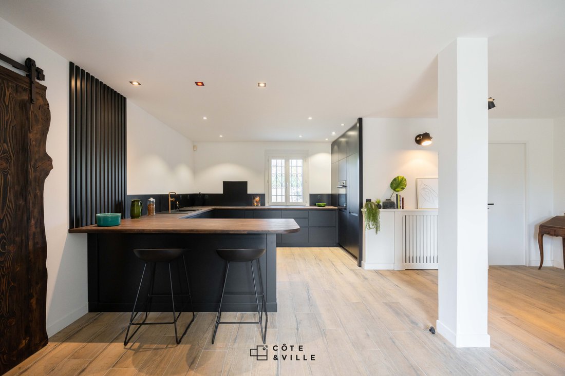 House in Plan-de-Cuques, Provence-Alpes-Côte d'Azur, France 4 - 19057765