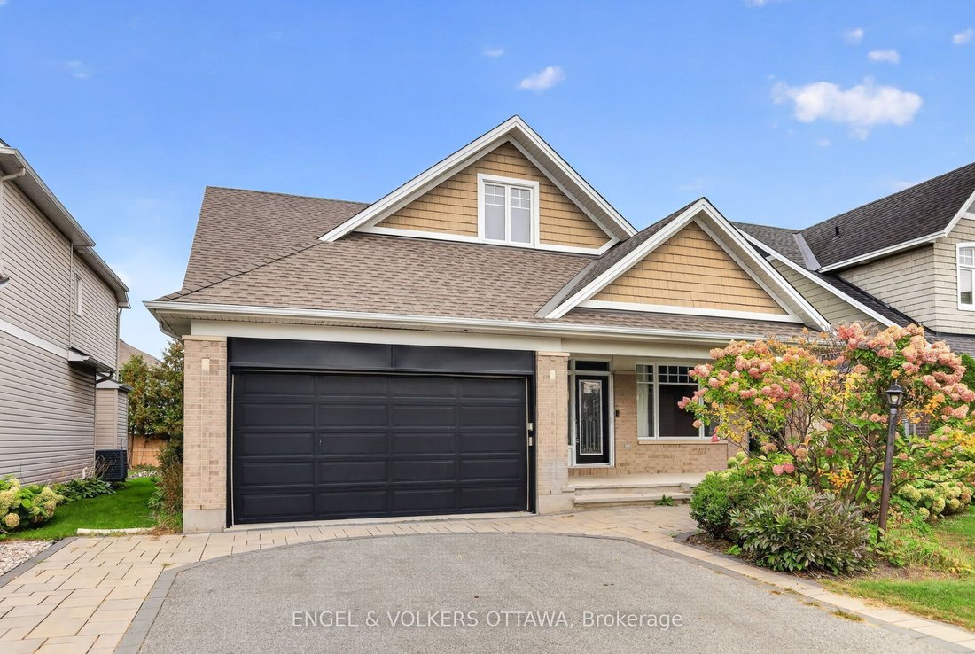 House in Ottawa, Ontario, Canada 1 - 19057872