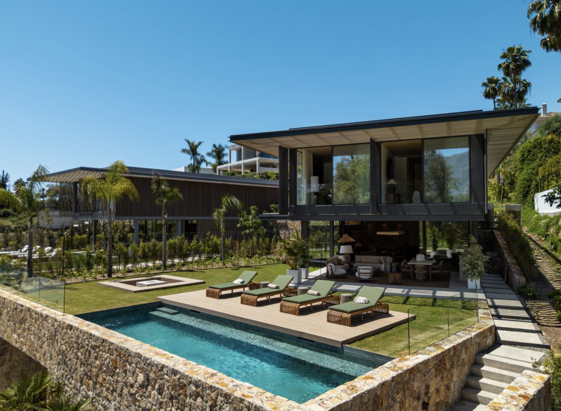 Villa in Nueva Andalucia, Marbella, Spain 1 - 19058601