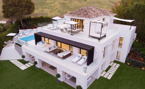 Villa in Nueva Andalucía, Marbella, Spanien 1