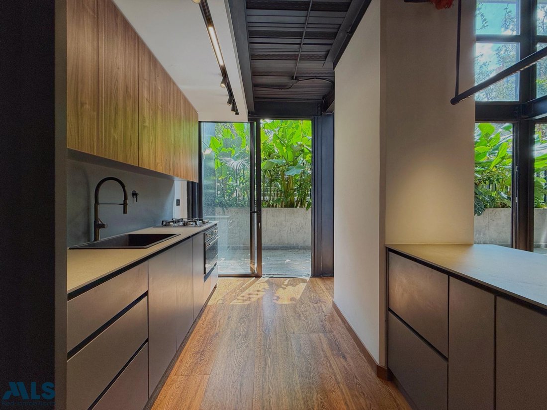 Apartamento en Medellín, Antioquia, Colombia 4 - 19057656