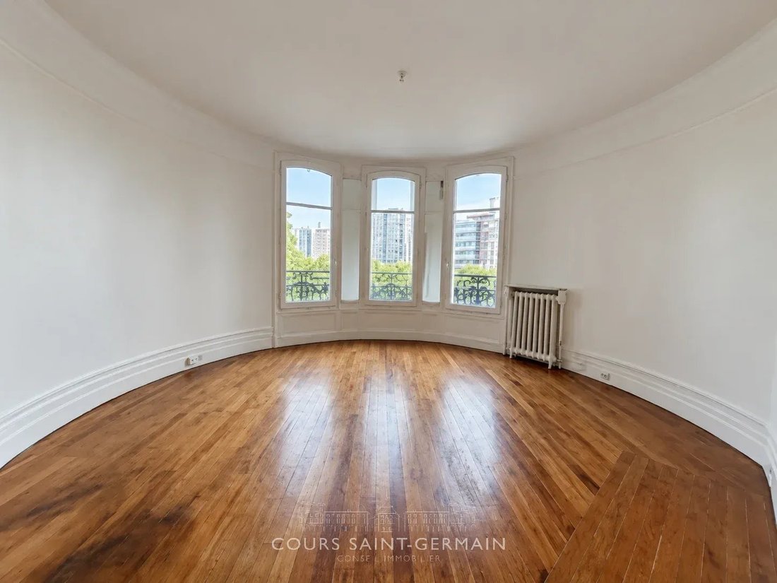 Apartment in Auteuil Sud, Paris 16e Arrondissement, Paris 3 - 15725220