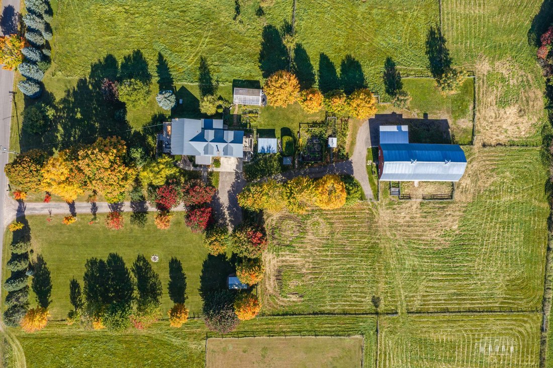 Casa a Burke, New York, Stati Uniti 5 - 19057813