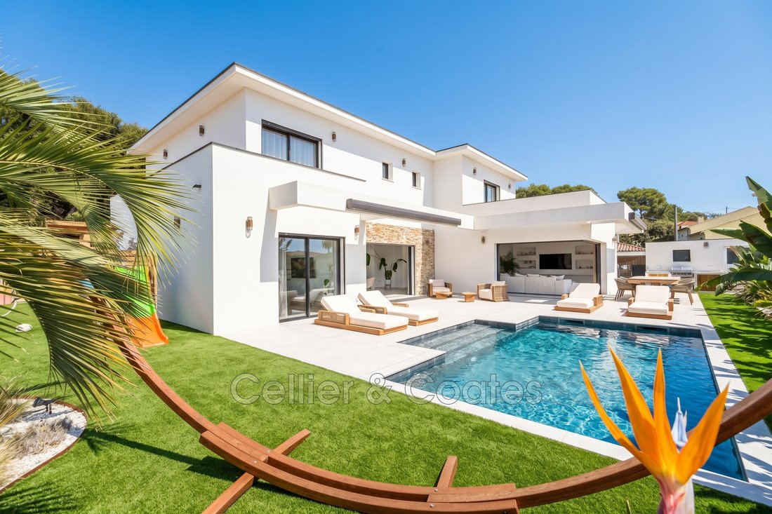 Villa in Nord Est, Bormes-les-Mimosas, Frankreich 1 - 19057534