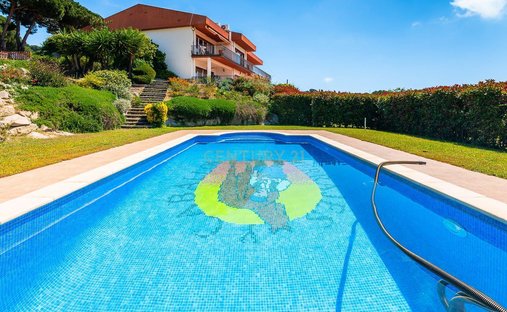 Villa in Argentona, Katalonien, Spanien 1
