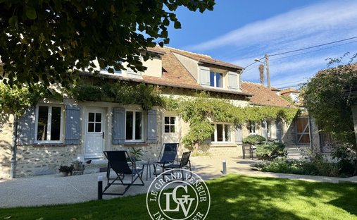Maison à Fontaine-le-Port, Île-de-France, France 1