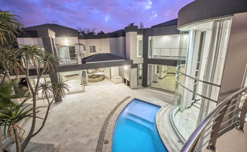 Maison en Silver Lakes Golf Estate, Gauteng, Afrique du Sud 1