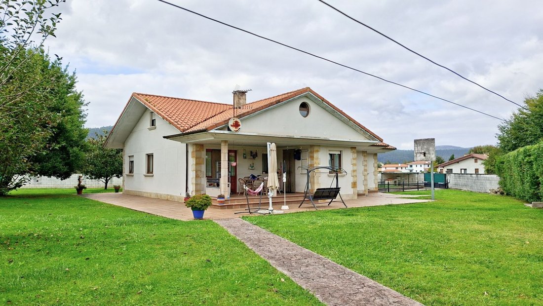 Chalet in Cabezon de la Sal, Cantabria, Spain 2 - 19058836