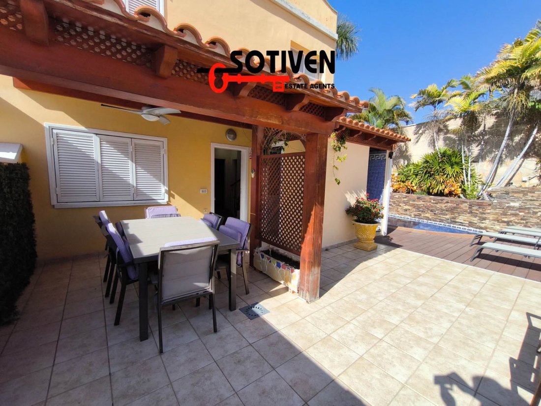 Chalet in Costa Adeje, Adeje, Canary Islands 4 - 19058860