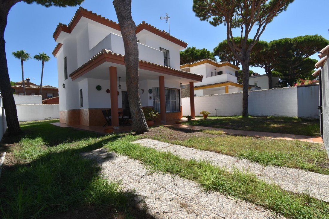Chalet en Chiclana de la Frontera, Andalucía, España 2 - 19058847