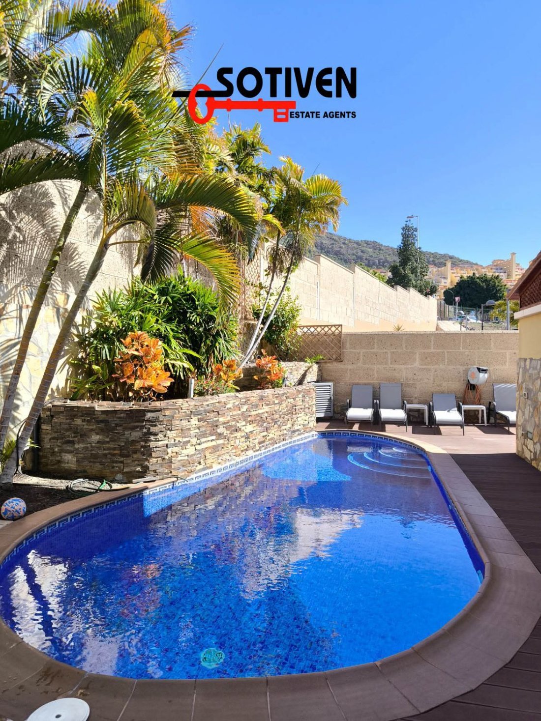 Chalet in Costa Adeje, Adeje, Canary Islands 1 - 19058860